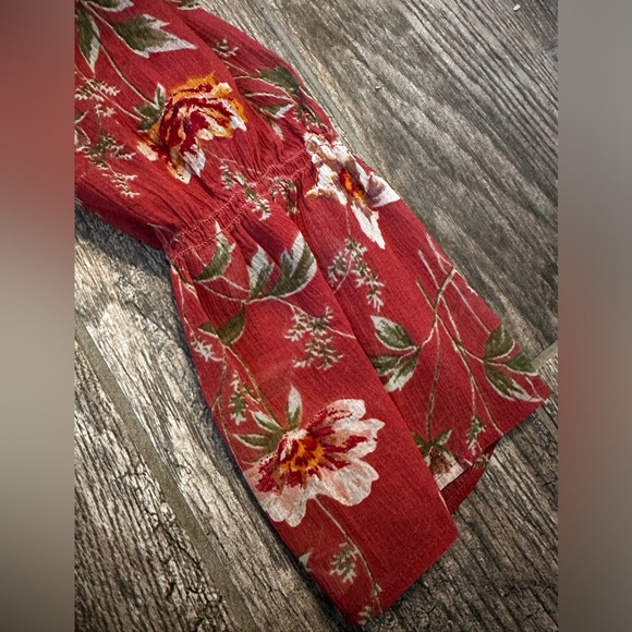 American Eagle off the shoulder blouse - Picture 5 of 8